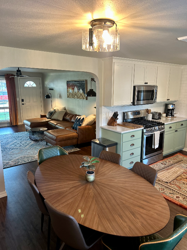 2225 Breyman St Ne - Photo 7 of 17