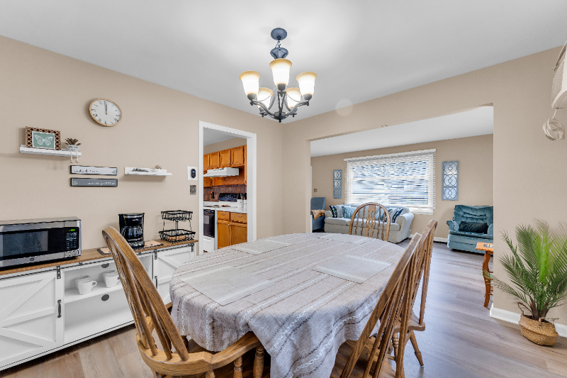 1823 7th St - Photo 7 of 20