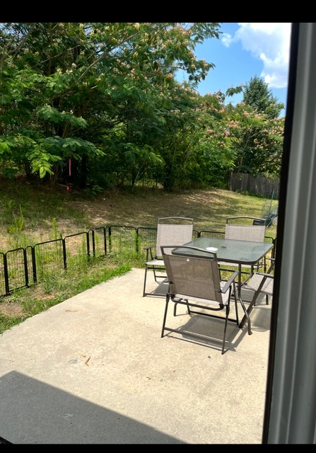 1418 Infinity Ln - Photo 6 of 10