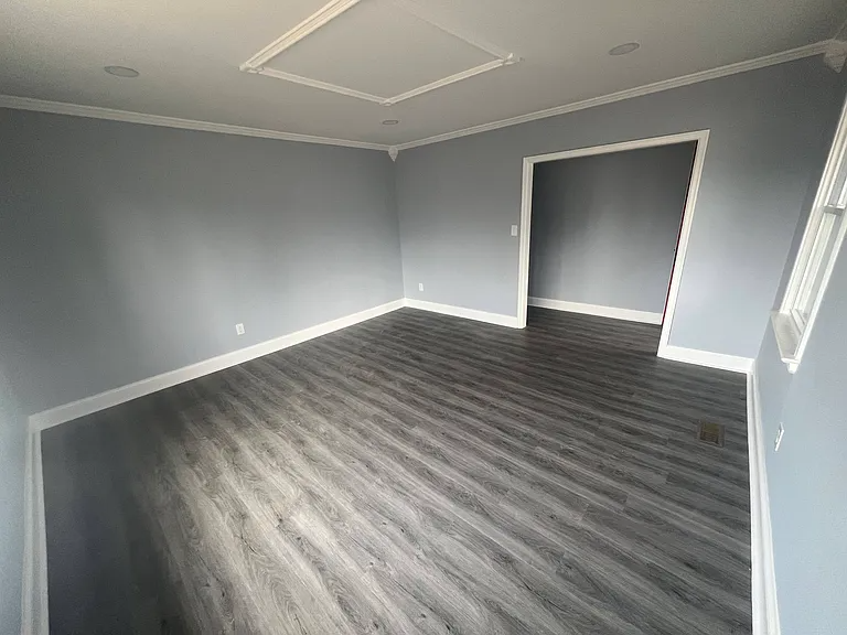 231 Adams St #B - Photo 6 of 14