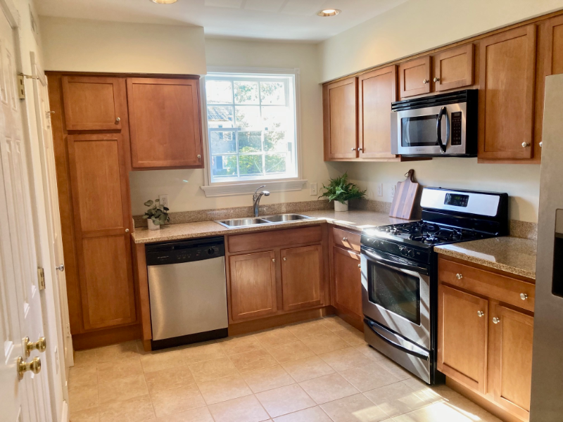 36 E Lock Ln #8 - Photo 7 of 18