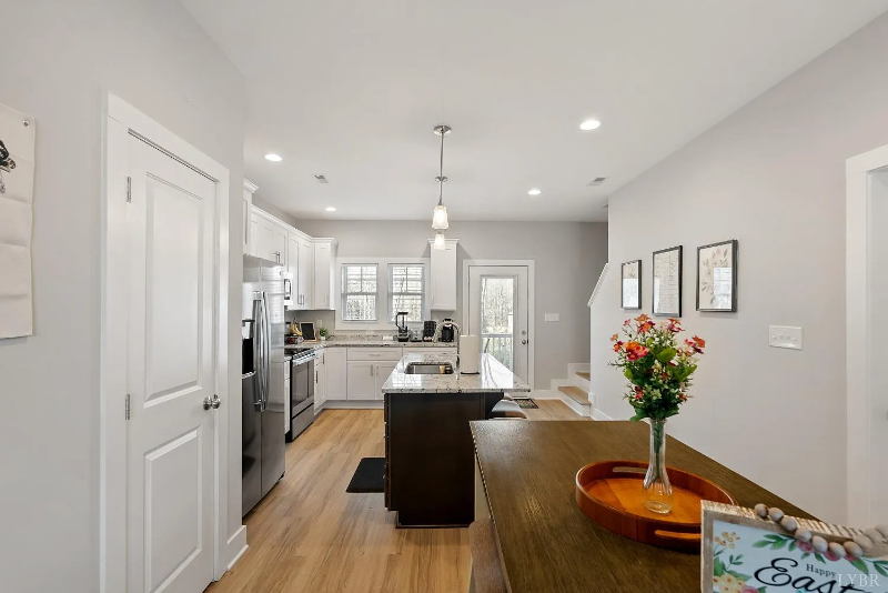 36 English Commons Dr - Photo 4 of 20