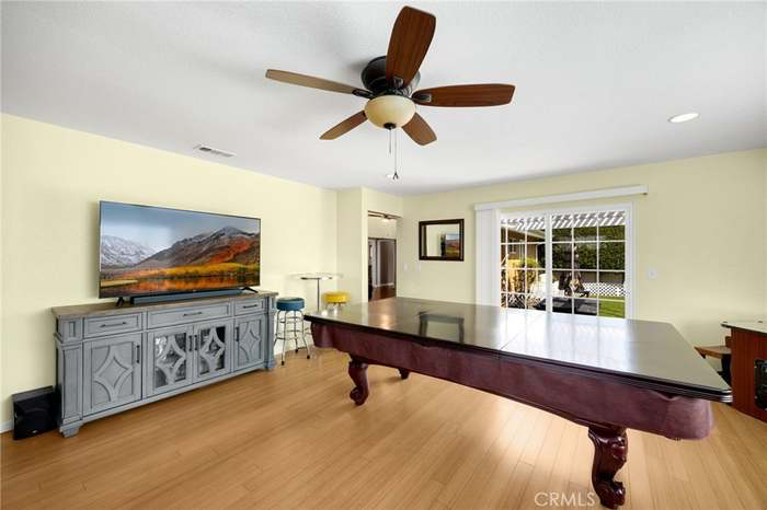 10732 Lindesmith Ave - Photo 7 of 19