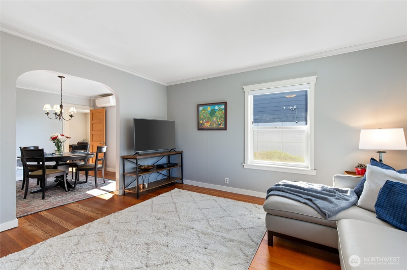 1815 11th Ave - Photo 6 of 44