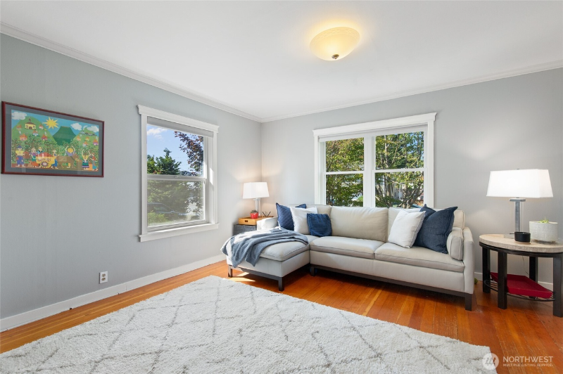 1815 11th Ave - Photo 7 of 44