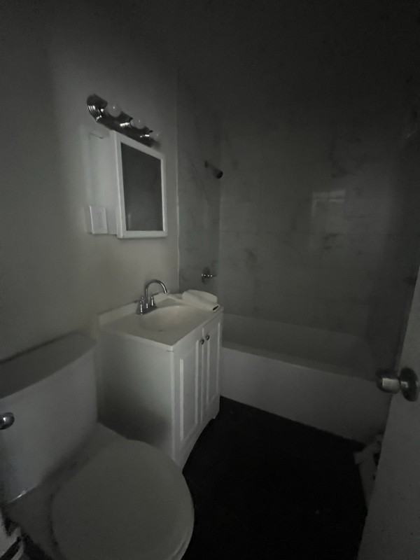 473 Park Ave #C3 - Photo 4 of 6