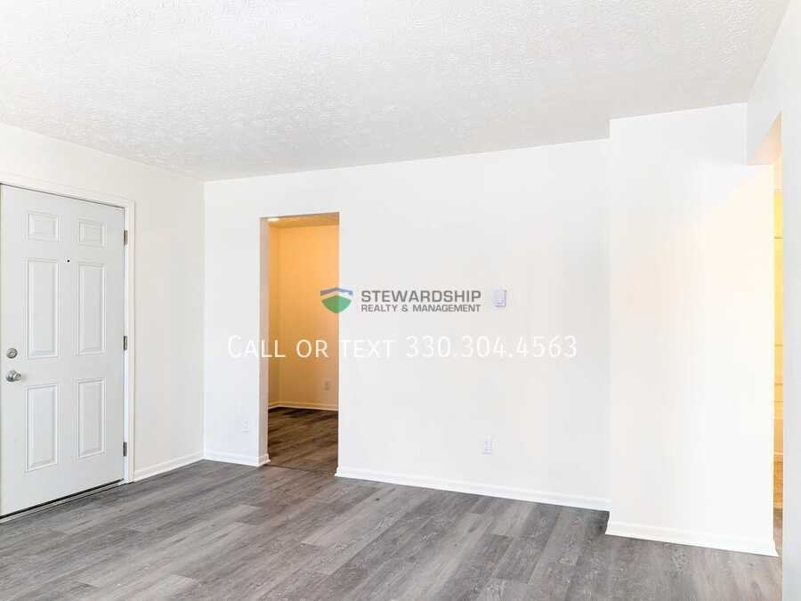 7270 Stuhldreher St Nw #8 - Photo 5 of 22