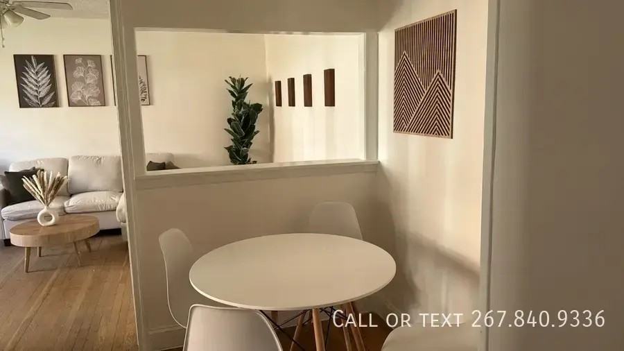 10 Danbury St Se #3 - Photo 4 of 22