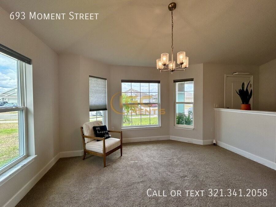 693 Moment St - Photo 2 of 19