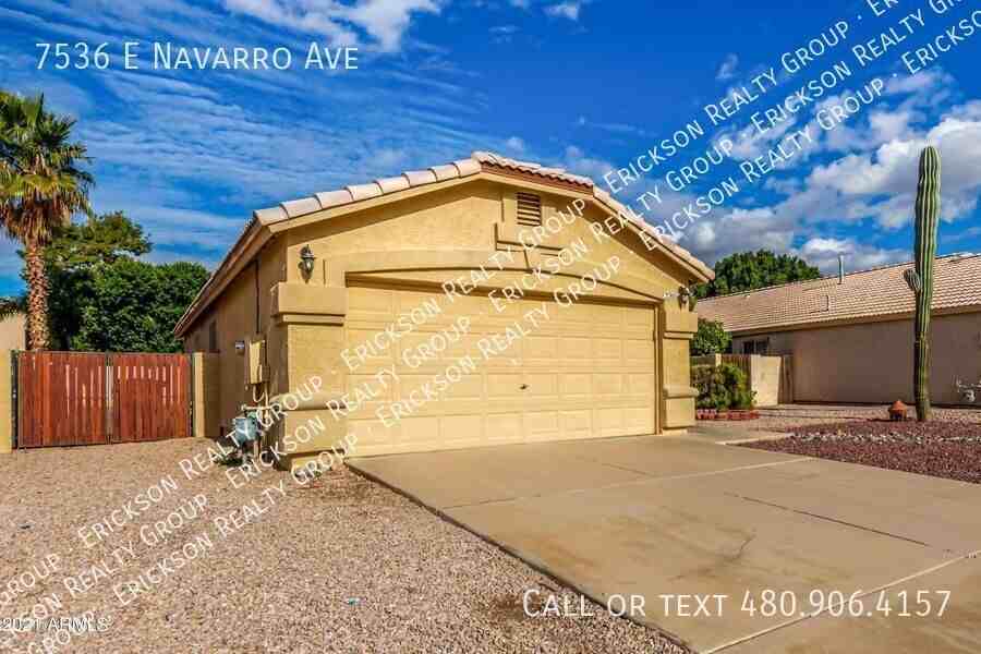 7536 E Navarro Ave - Photo 2 of 21