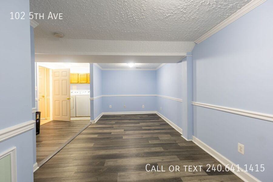 102 5th Ave - Photo 6 of 31