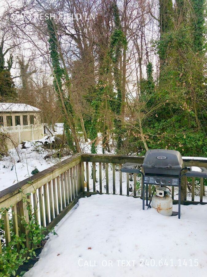 359 Freshfield Ln - Photo 7 of 24