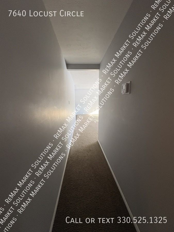 7640 Locust Cir - Photo 5 of 23