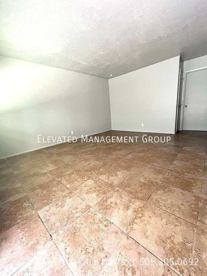 Marble - Photo 3 of 18