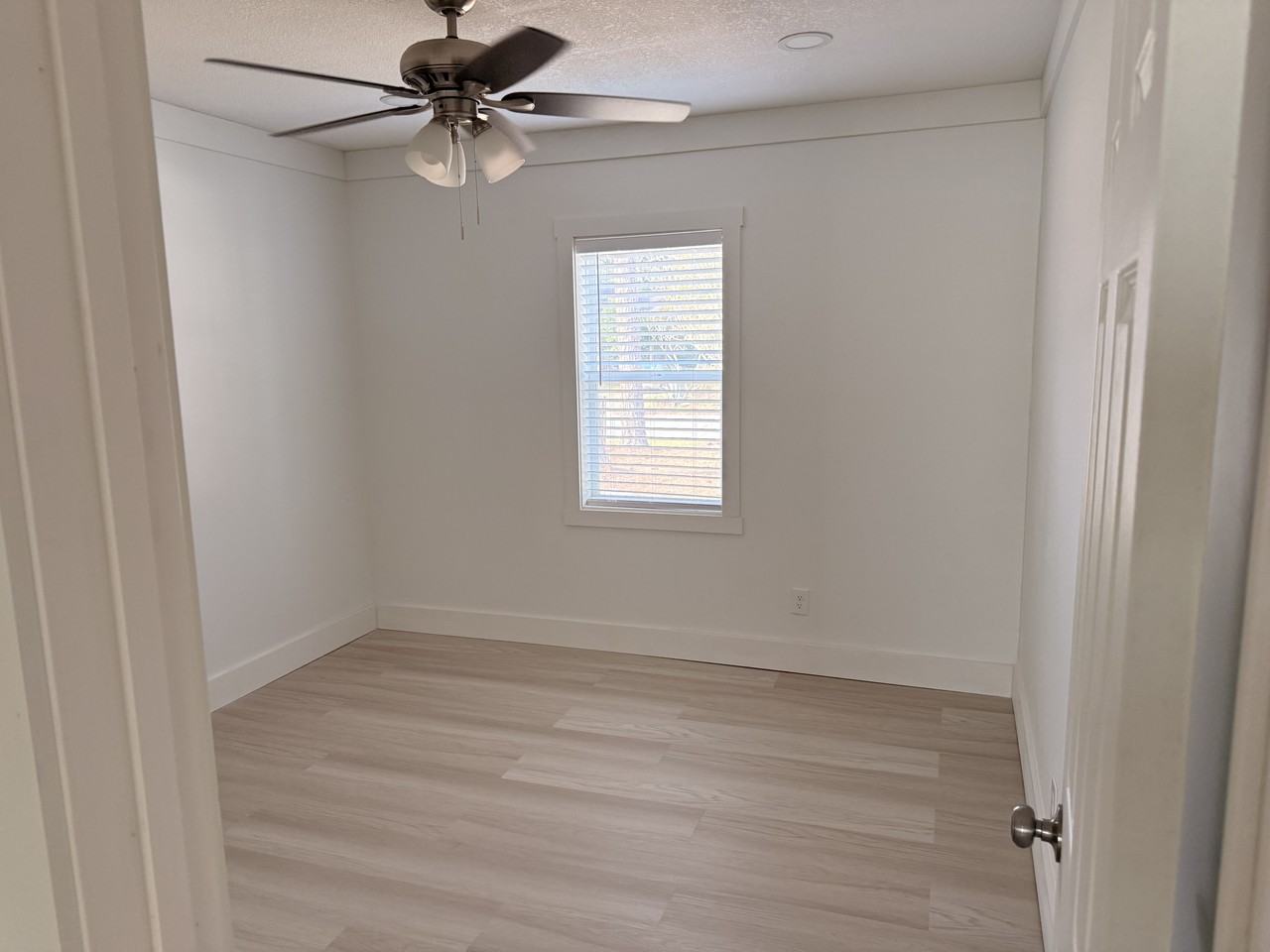 1155 6th St Sw #NA - Photo 2 of 9