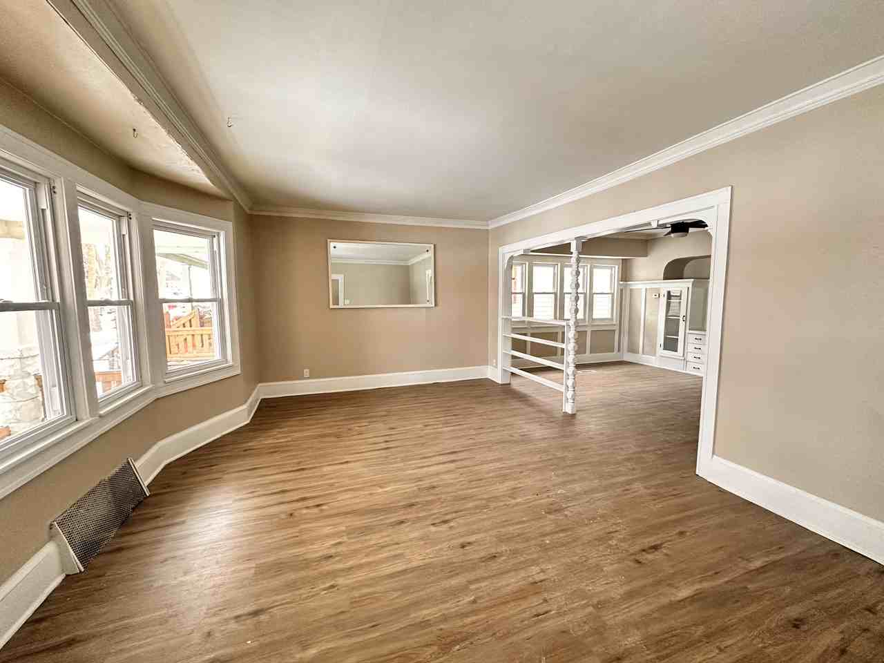 2704 W Concordia Ave #NA - Photo 2 of 20