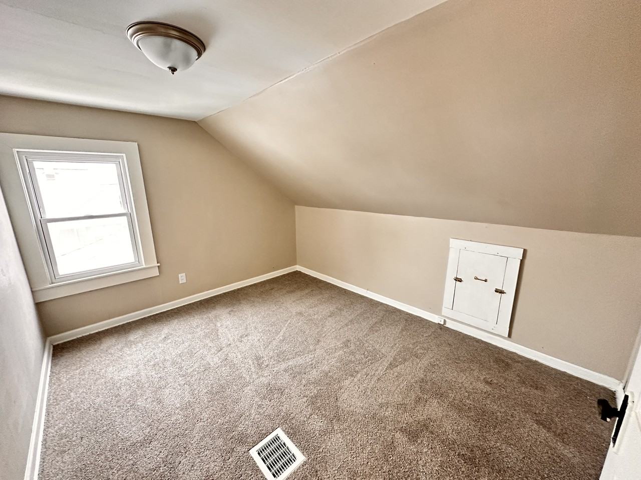 2704 W Concordia Ave #NA - Photo 6 of 20