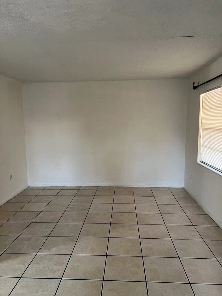 707 Michigan Ct #3 - Photo 3 of 8