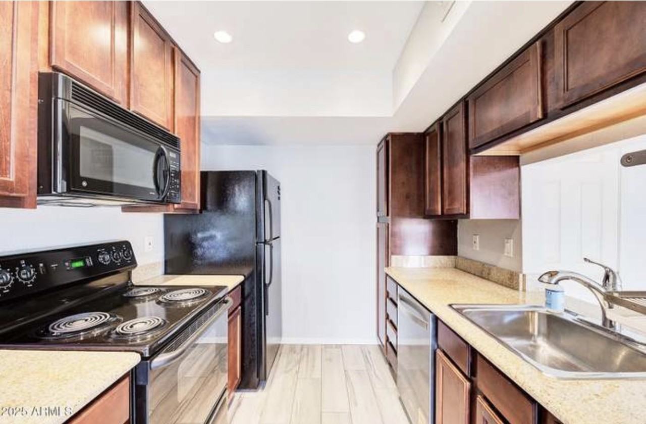 N Hayden Rd #804 - Photo 6 of 16