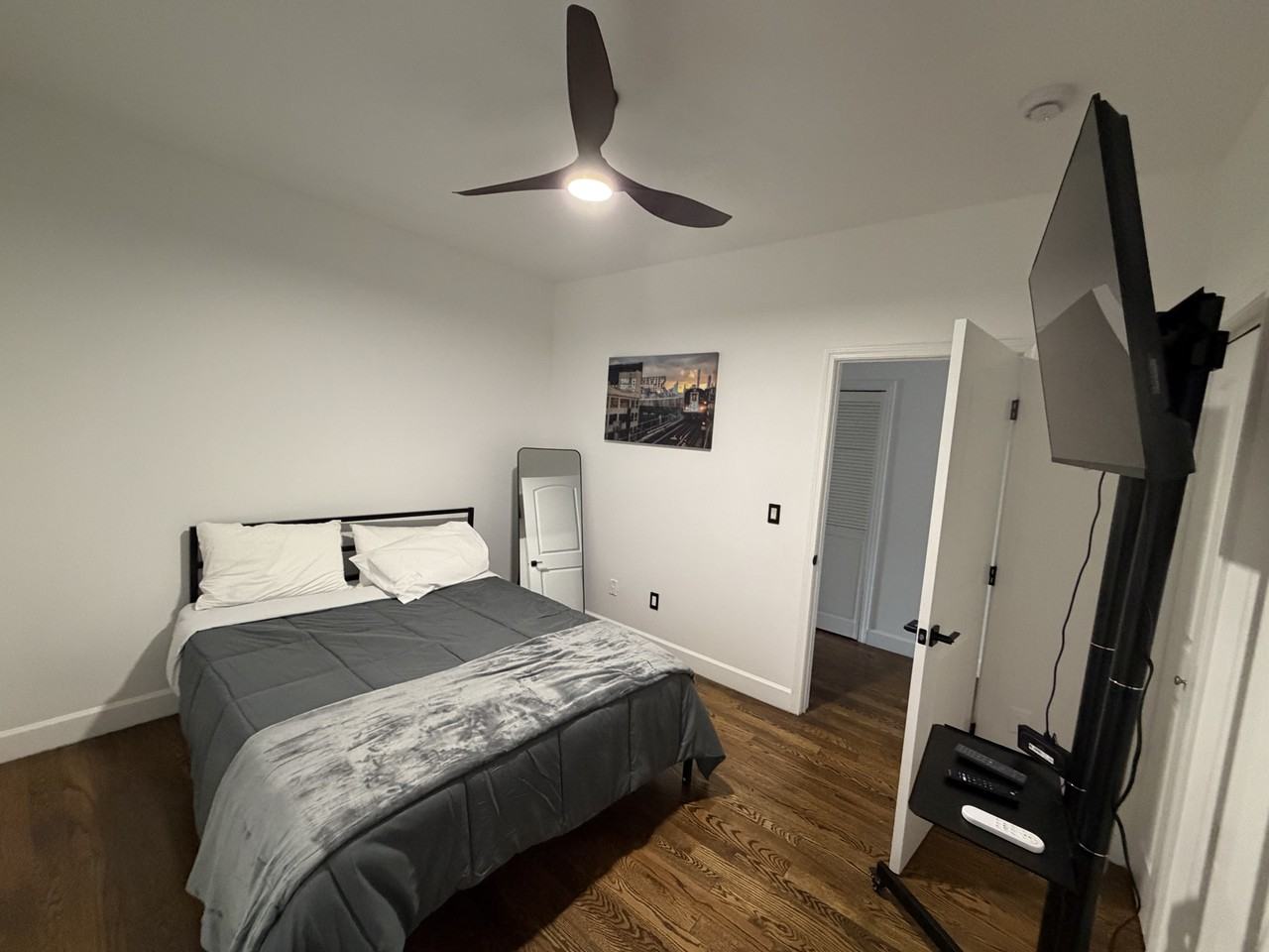 192 Arlington Ave #1 - Photo 4 of 20