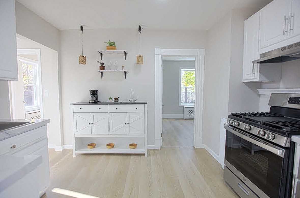 31 Florence St #1 - Photo 4 of 11