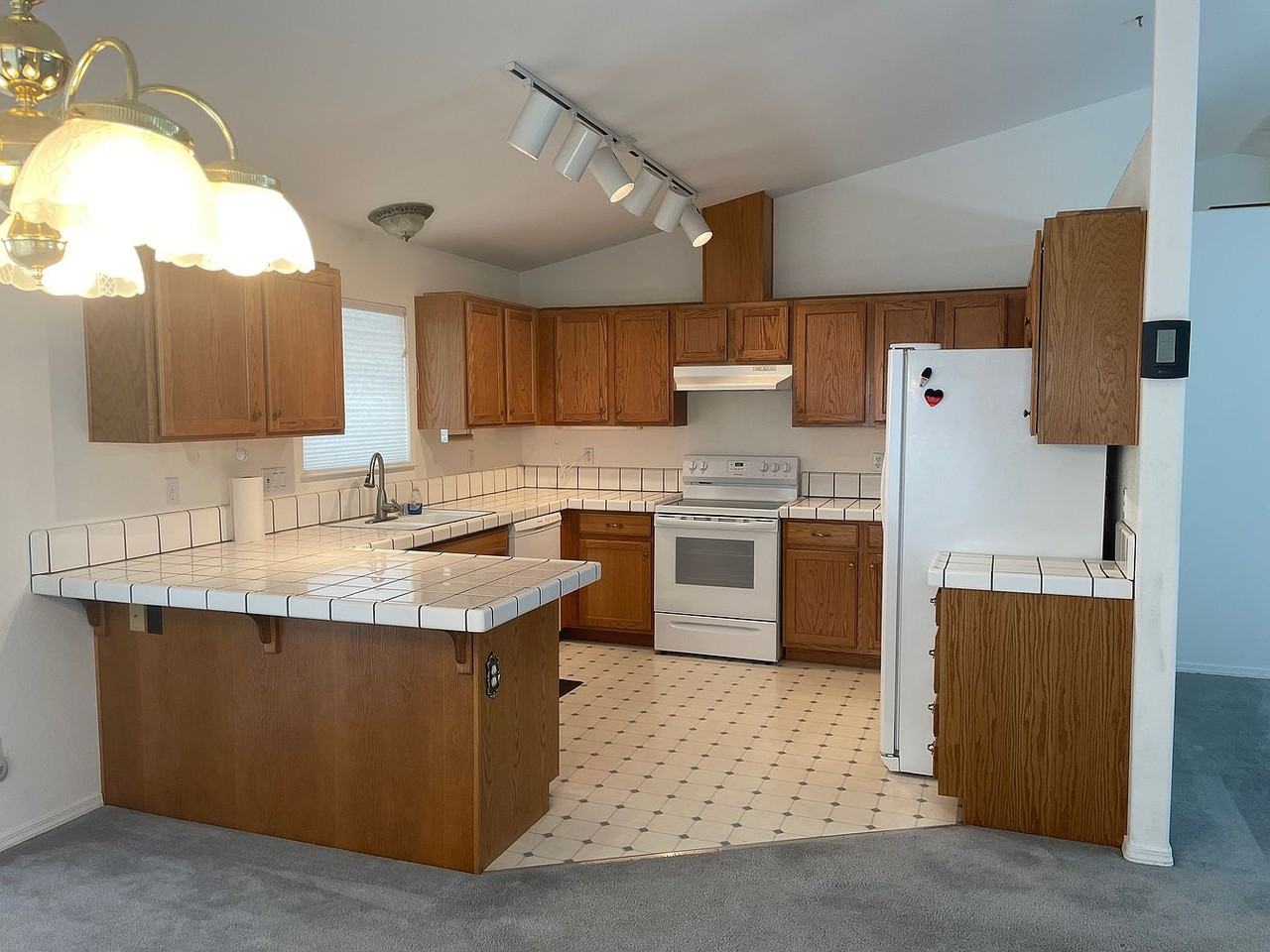 288 Mia Ct #NA - Photo 2 of 12