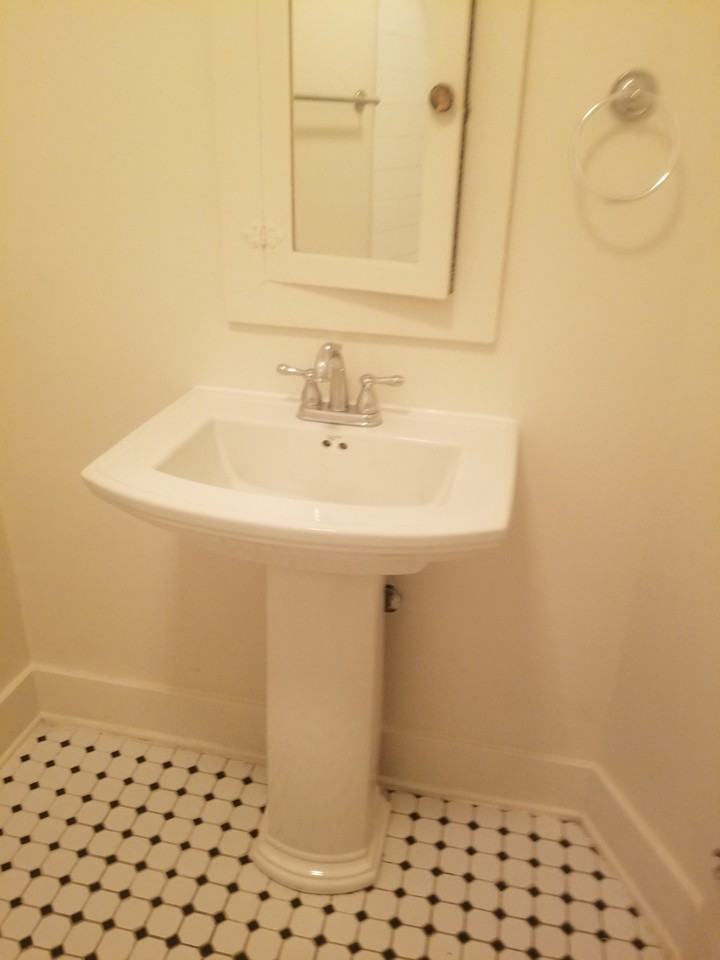 75 Kennedy - Photo 4 of 8