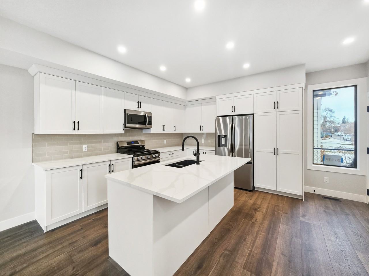 2600 28 Avenue Southwest (8 Plex), Calgary - Photo 7 of 23