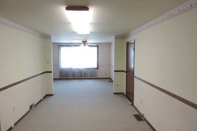 315 S State St - Photo 3 of 8