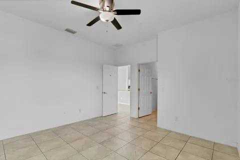 139 Columbia Drive - Photo 4 of 13