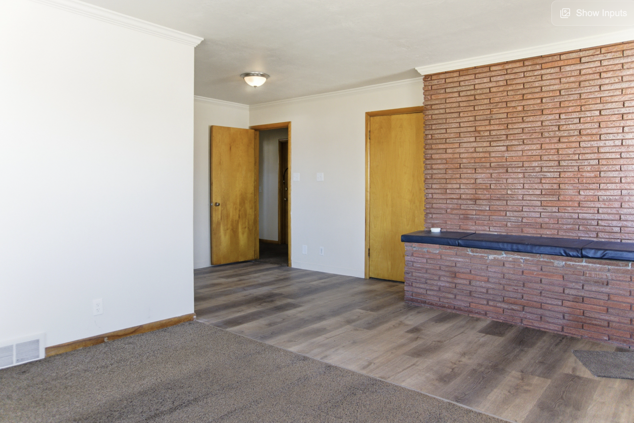 466 East Center Street - Photo 3 of 14