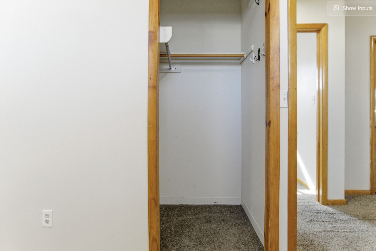 466 East Center Street - Photo 7 of 14