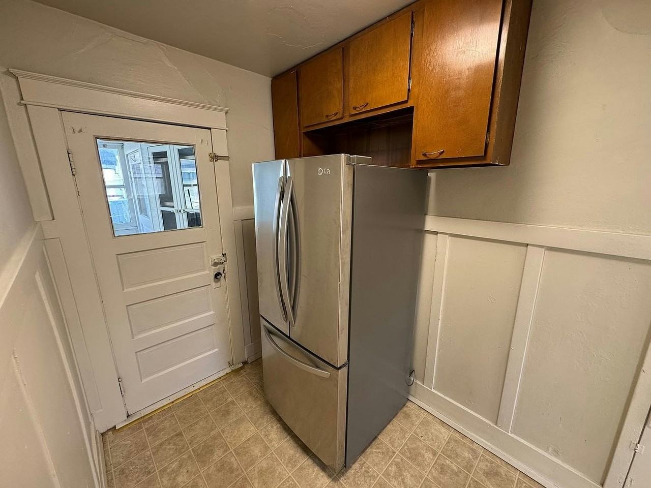 715 West 6th Street - Photo 7 of 16