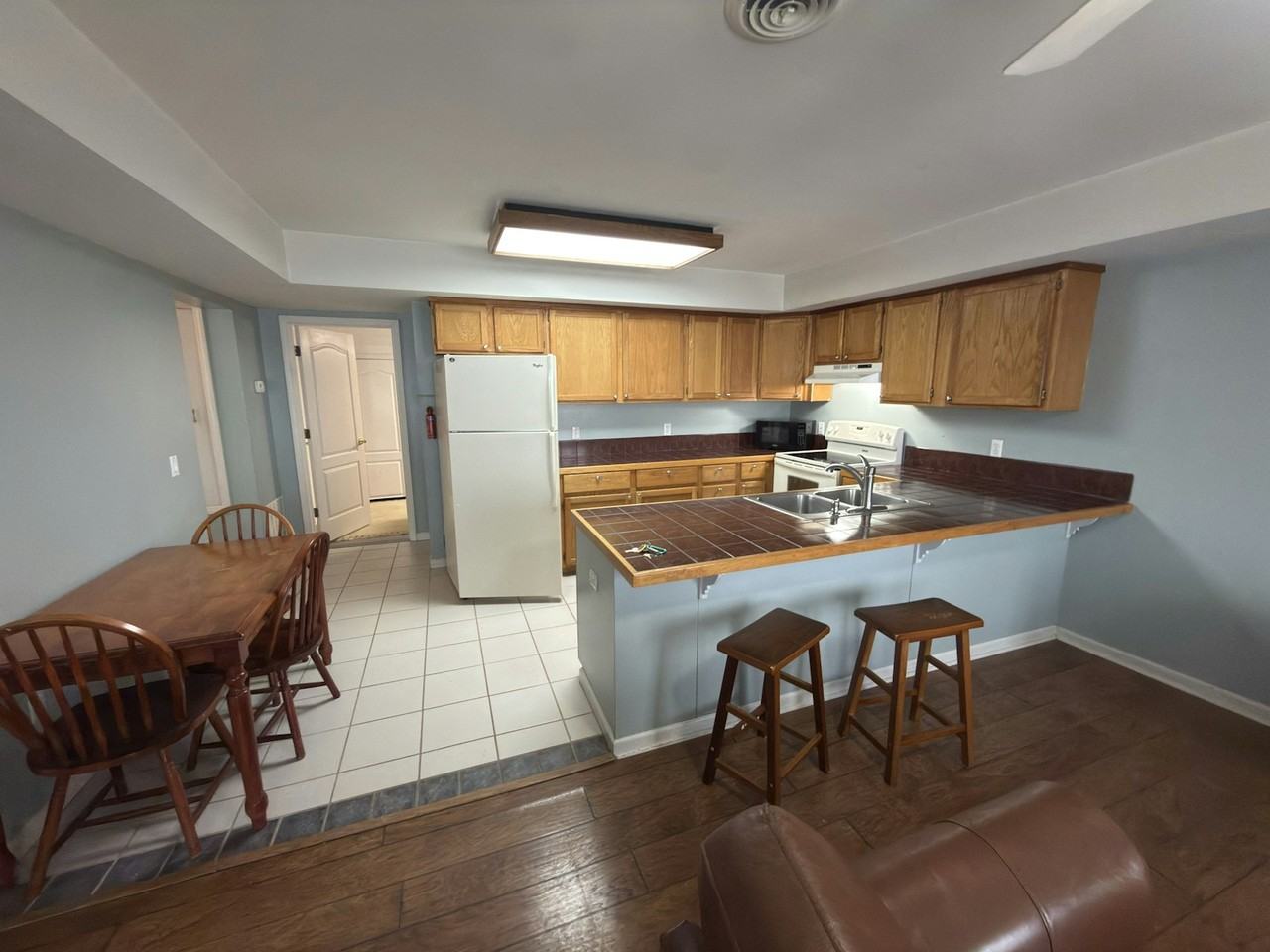 169 Brookview Ln, Unit 2bed - Photo 5 of 13