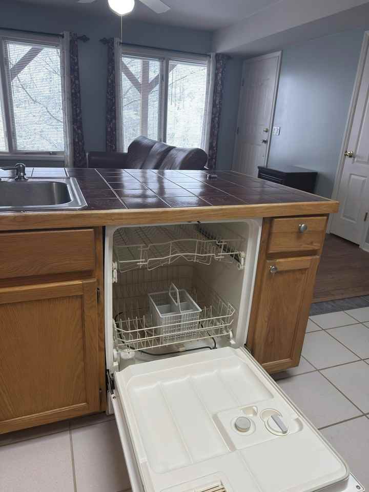 169 Brookview Ln, Unit 2bed - Photo 7 of 13