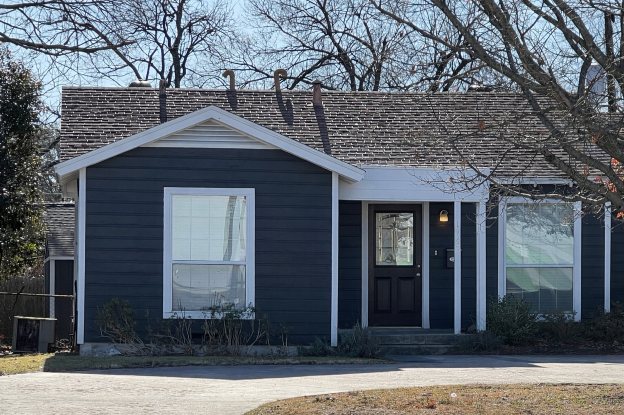 1243 Centerville Road - Photo 2 of 15