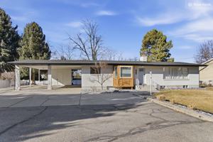 featured image of 4787 N Canyon Rd