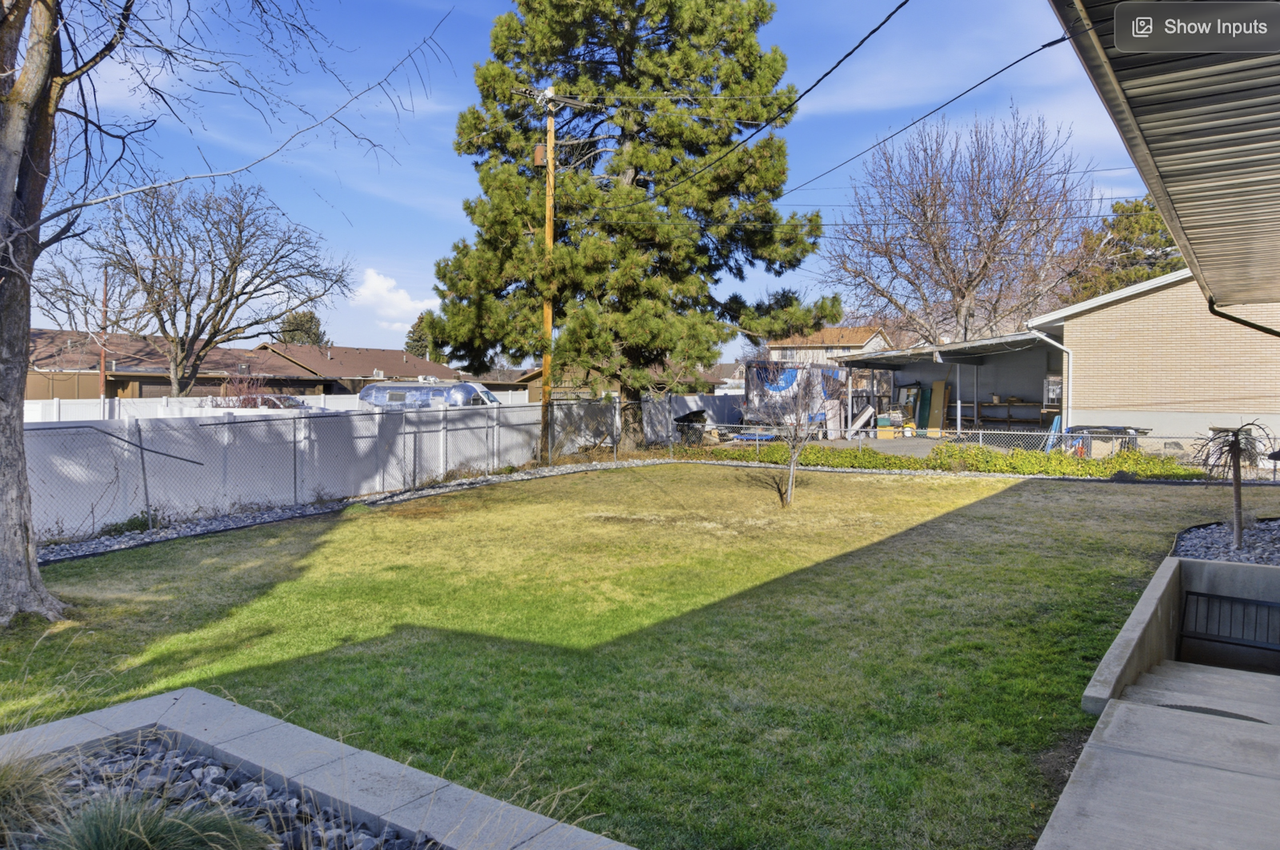 4787 Canyon Road - Photo 4 of 24