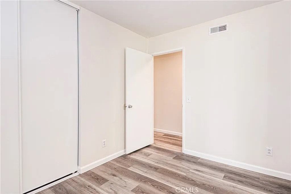 4418 Jill St - Photo 4 of 19