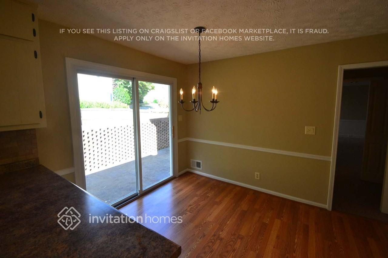 863 Arlington Dr - Photo 4 of 13