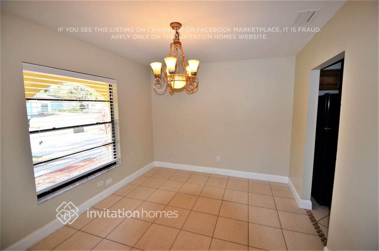 1004 Highgrove Ct - Photo 5 of 17