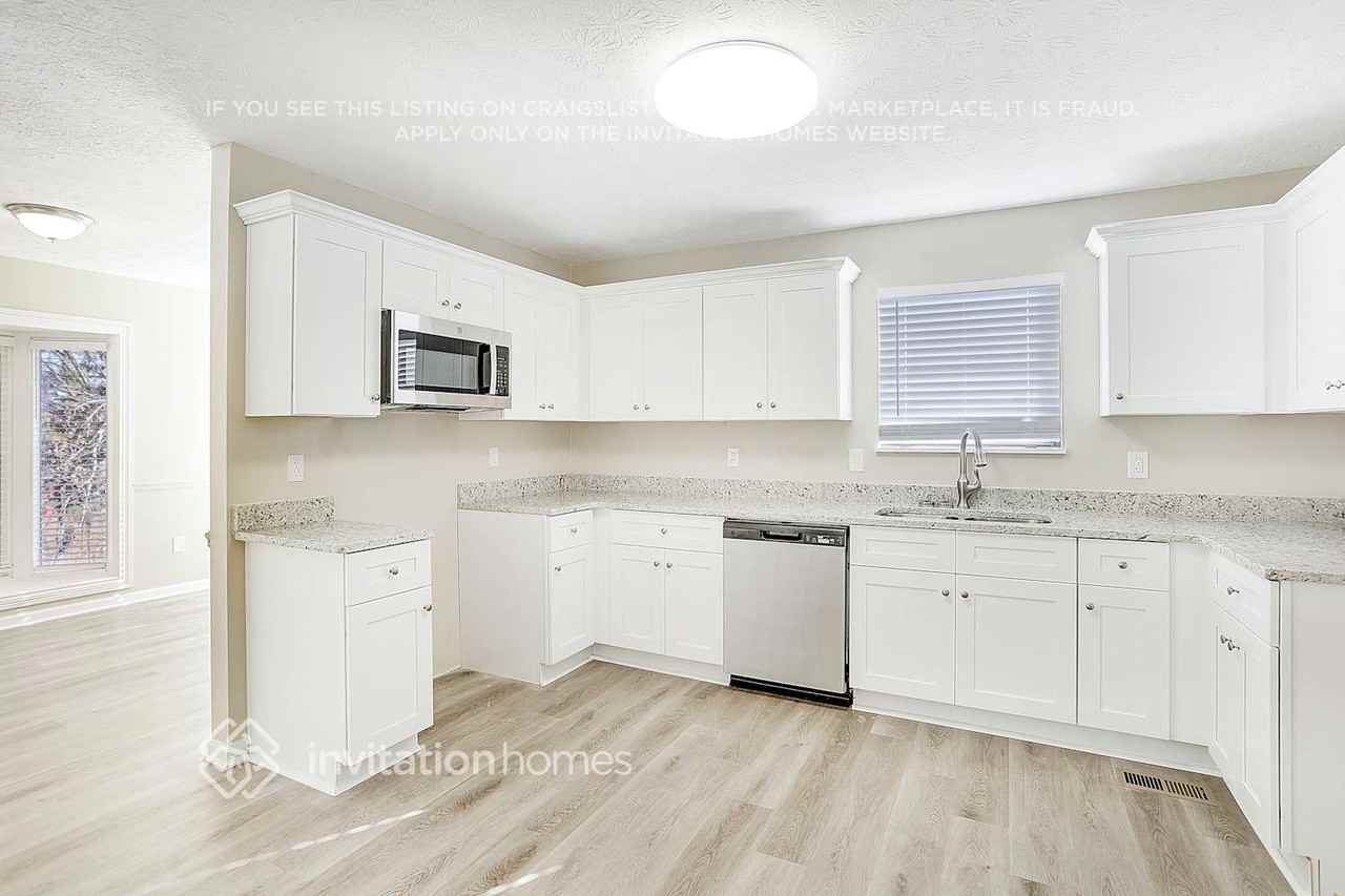 4261 Willow Ridge Rd - Photo 5 of 28