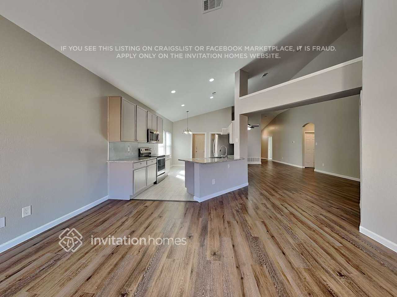 1716 Twin Hills Way - Photo 3 of 18