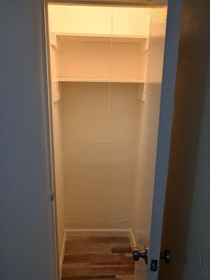 301 N Sunshine Blvd - Photo 3 of 4