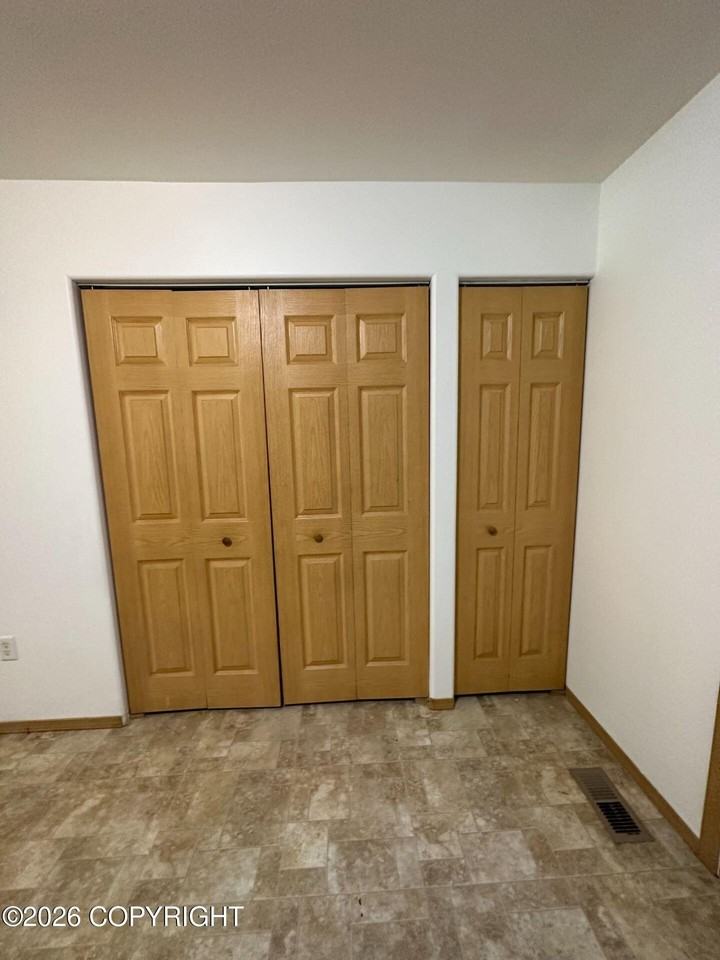 2875 S Donovan Dr #3 - Photo 5 of 15