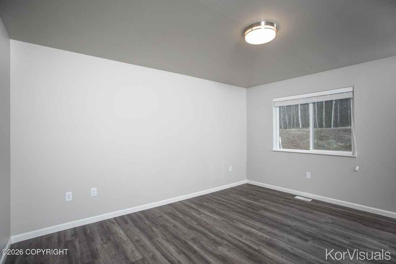 1630 N Tinitun Cir #B - Photo 2 of 24