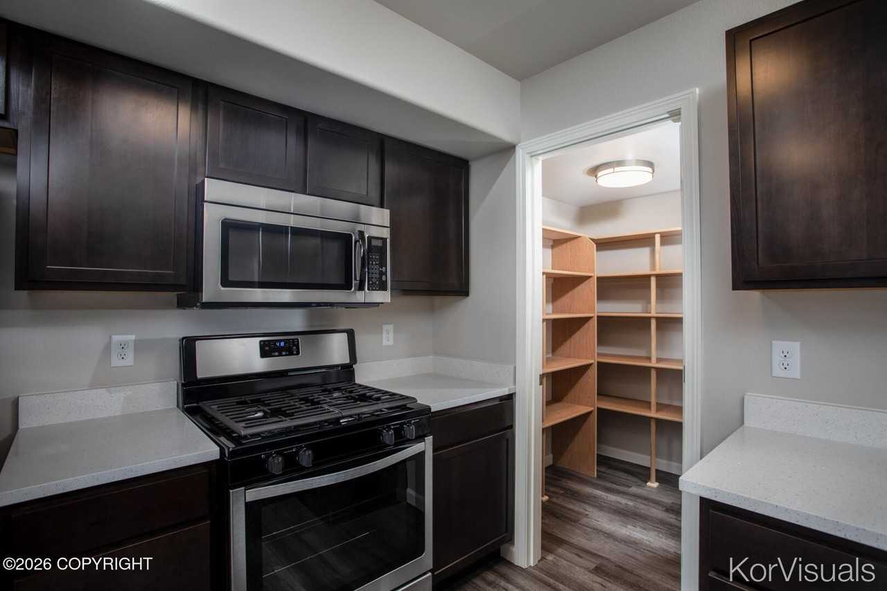 1630 N Tinitun Cir #B - Photo 7 of 24