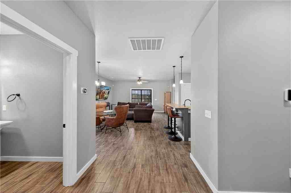 396 N Torc Ln - Photo 6 of 32