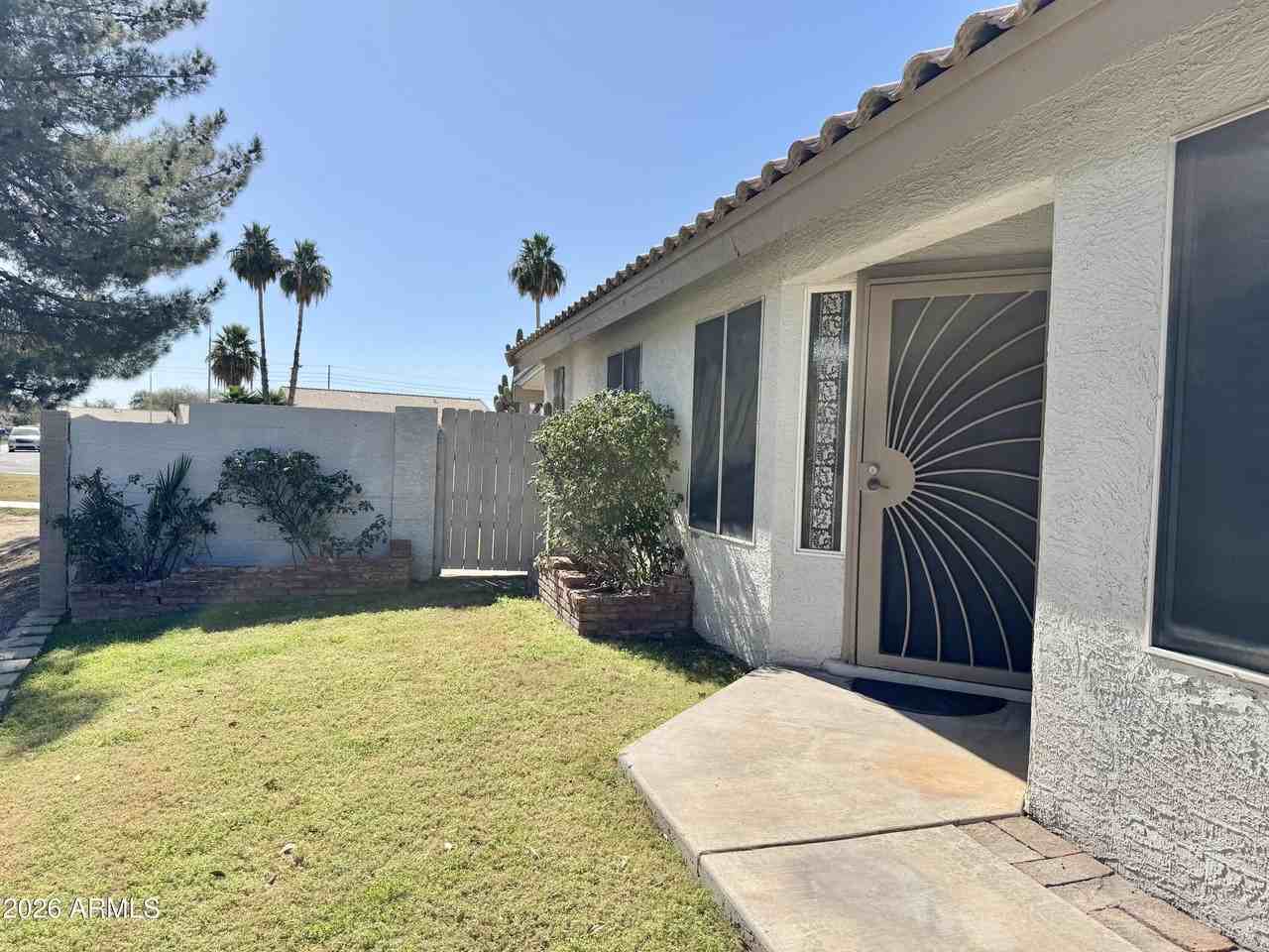 1851 E Countrywalk Ln - Photo 3 of 27