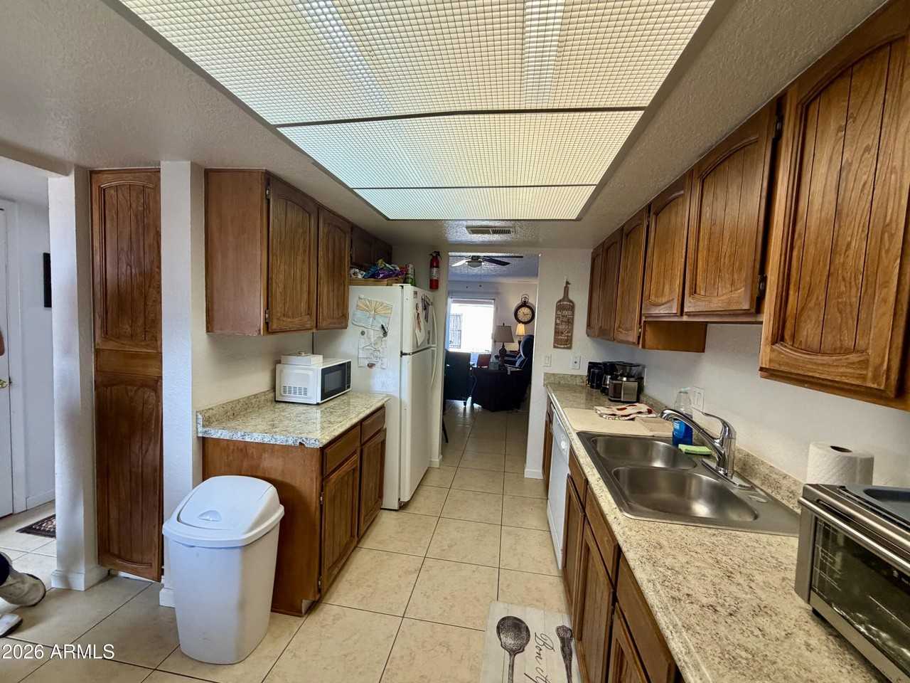 1510 E 26th Ln Apt 3 #3 - Photo 4 of 34